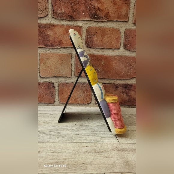 CRAFT THEMED PICTURE FRAME - Picture 3 of 4